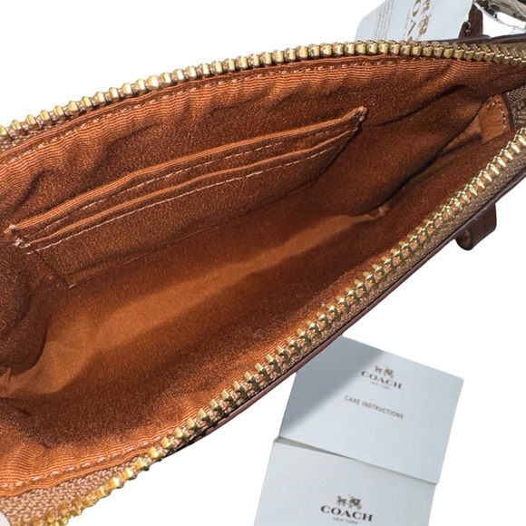 Coach NWT Vintage Wristlet IM/Khaki/Saddle Brown Sig PVC Mrgan Clu 20 - Picture 4 of 8